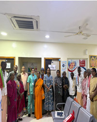 GVS functionaries and medical staff with nephrologist